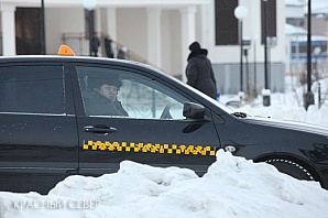 На Ямале думают над преференциями для легальных такси