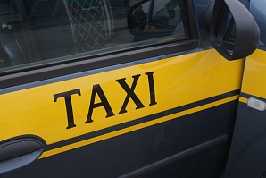 Восемь таксомоторных компаний Владивостока объединяются против нелегалов 