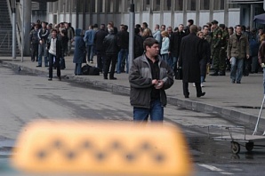 К 2014 году таксиста в Москве узнают по «корочкам»