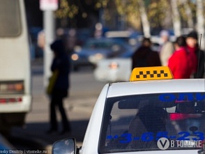Томские такси рекомендовали не перекрашивать в желтый